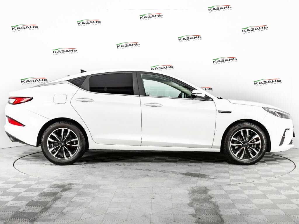 Купить JAC J7 с пробегом. Фото: #3