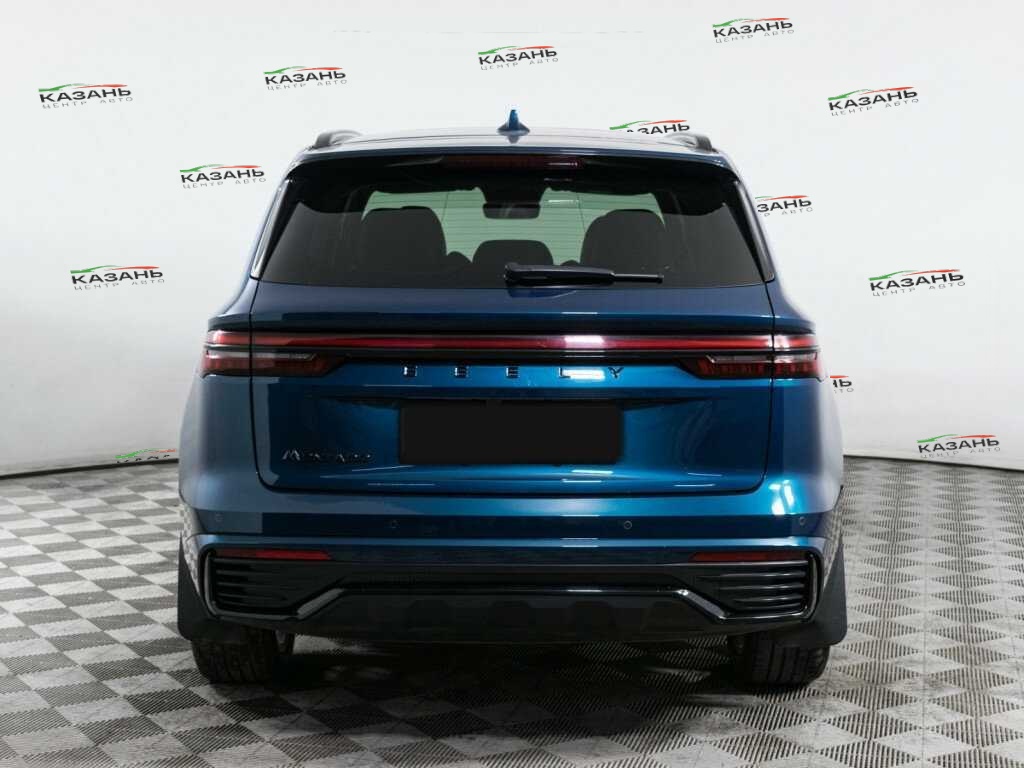 Купить Geely Monjaro с пробегом. Фото: #4