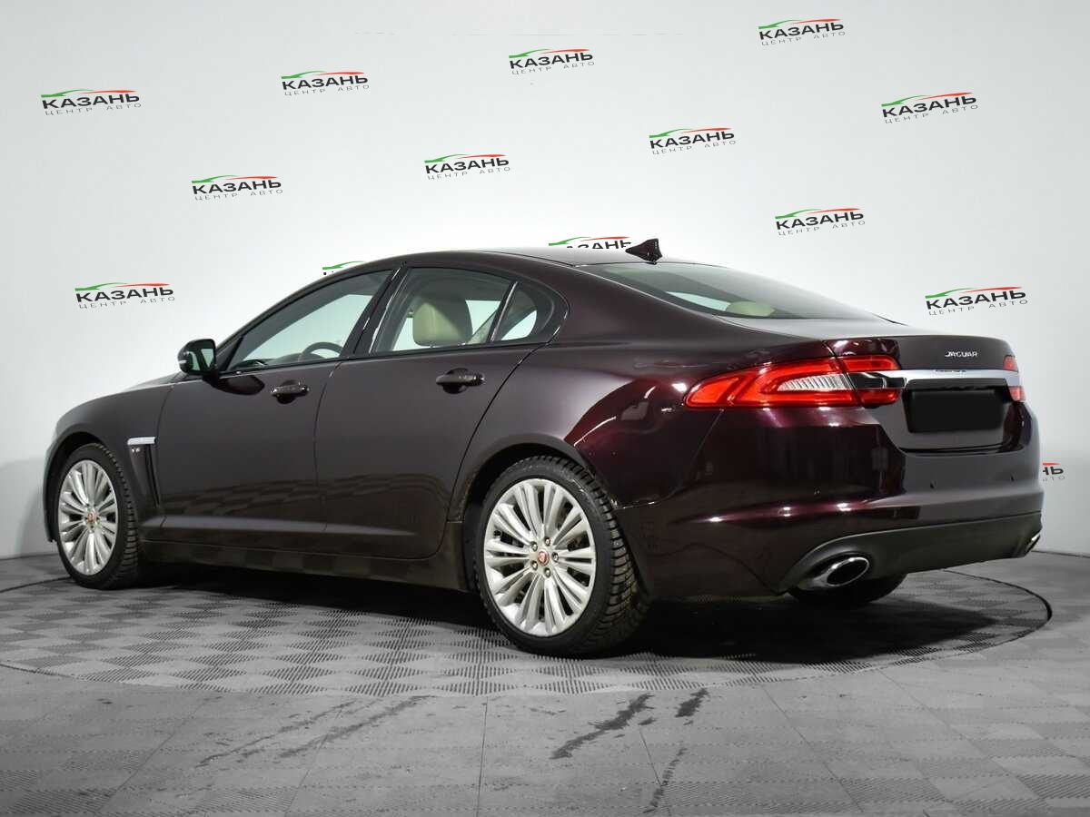 Купить Jaguar XF с пробегом. Фото: #5