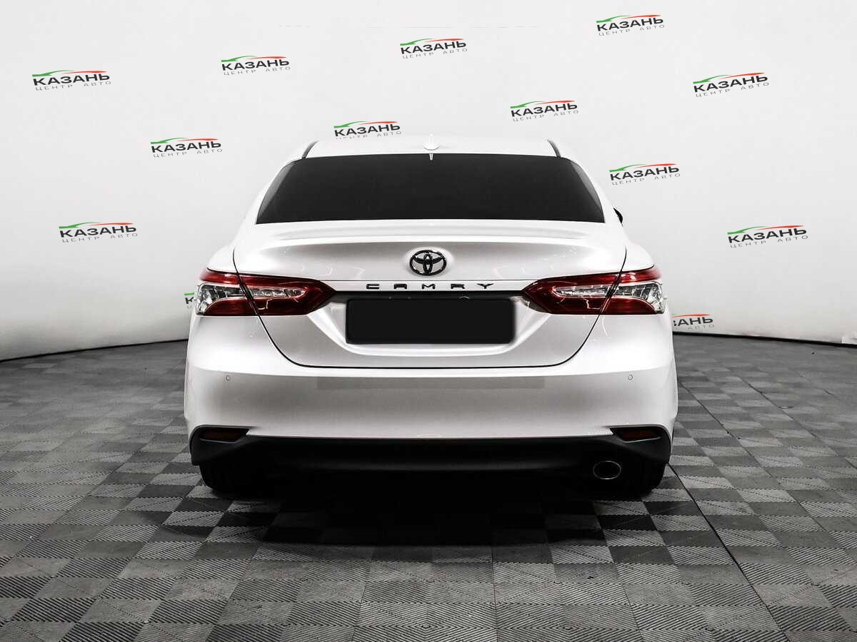 Купить Toyota Camry с пробегом. Фото: #5