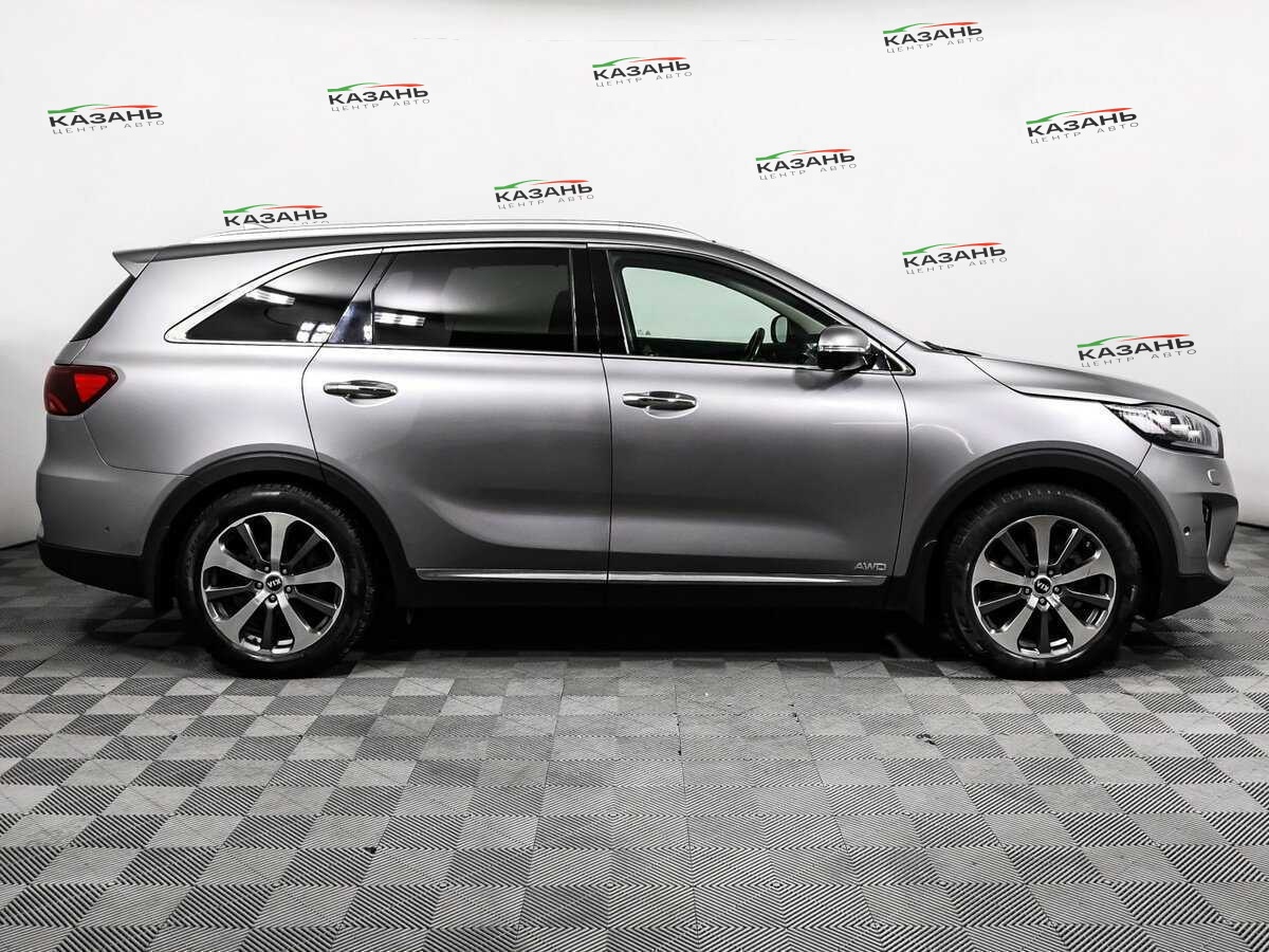 Купить Kia Sorento с пробегом. Фото: #3