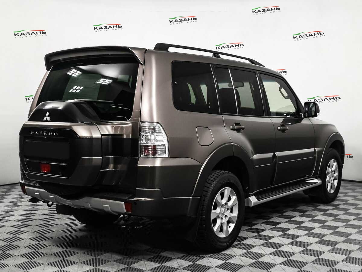 Купить Mitsubishi Pajero с пробегом. Фото: #4