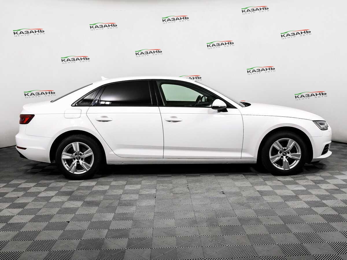 Купить Audi A4 с пробегом. Фото: #3