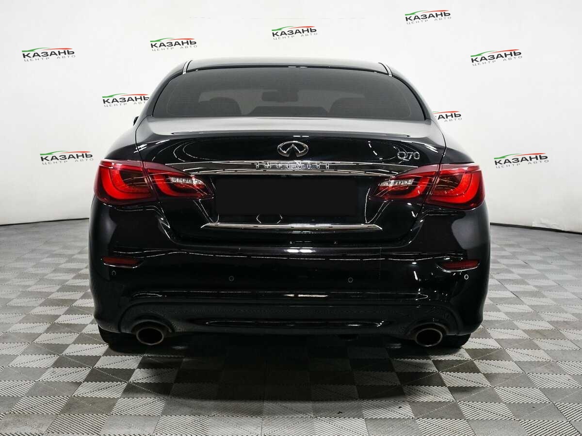 Купить Infiniti Q70 с пробегом. Фото: #4