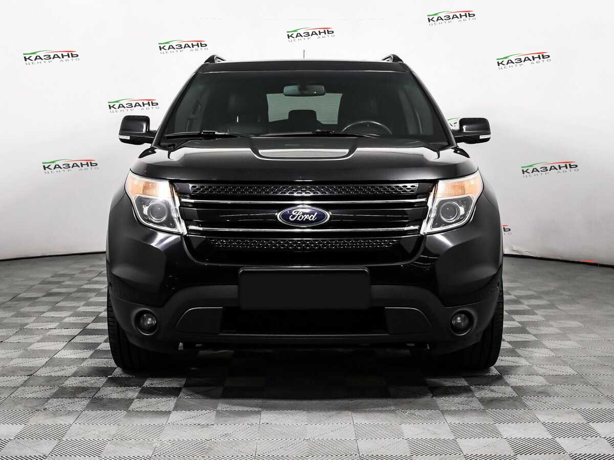 Купить Ford Explorer с пробегом. Фото: #1