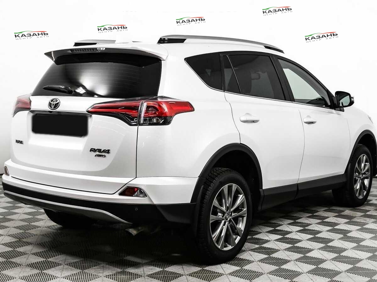 Купить Toyota RAV4 с пробегом. Фото: #4