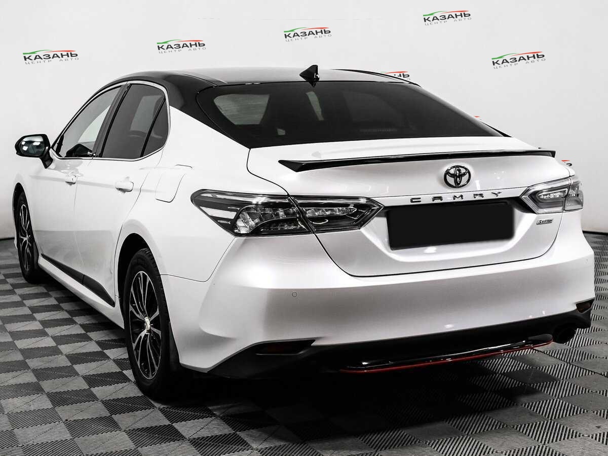 Купить Toyota Camry с пробегом. Фото: #6