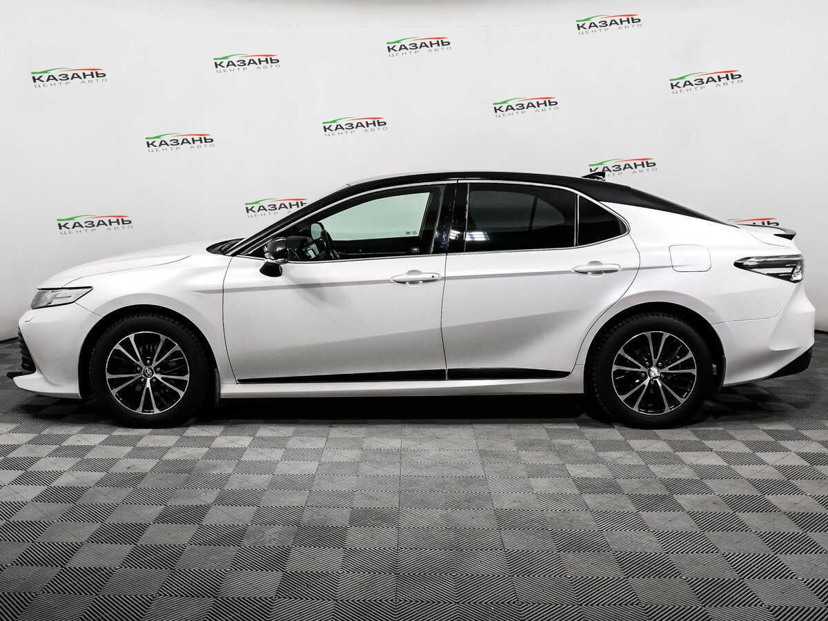 Купить Toyota Camry с пробегом. Фото: #7