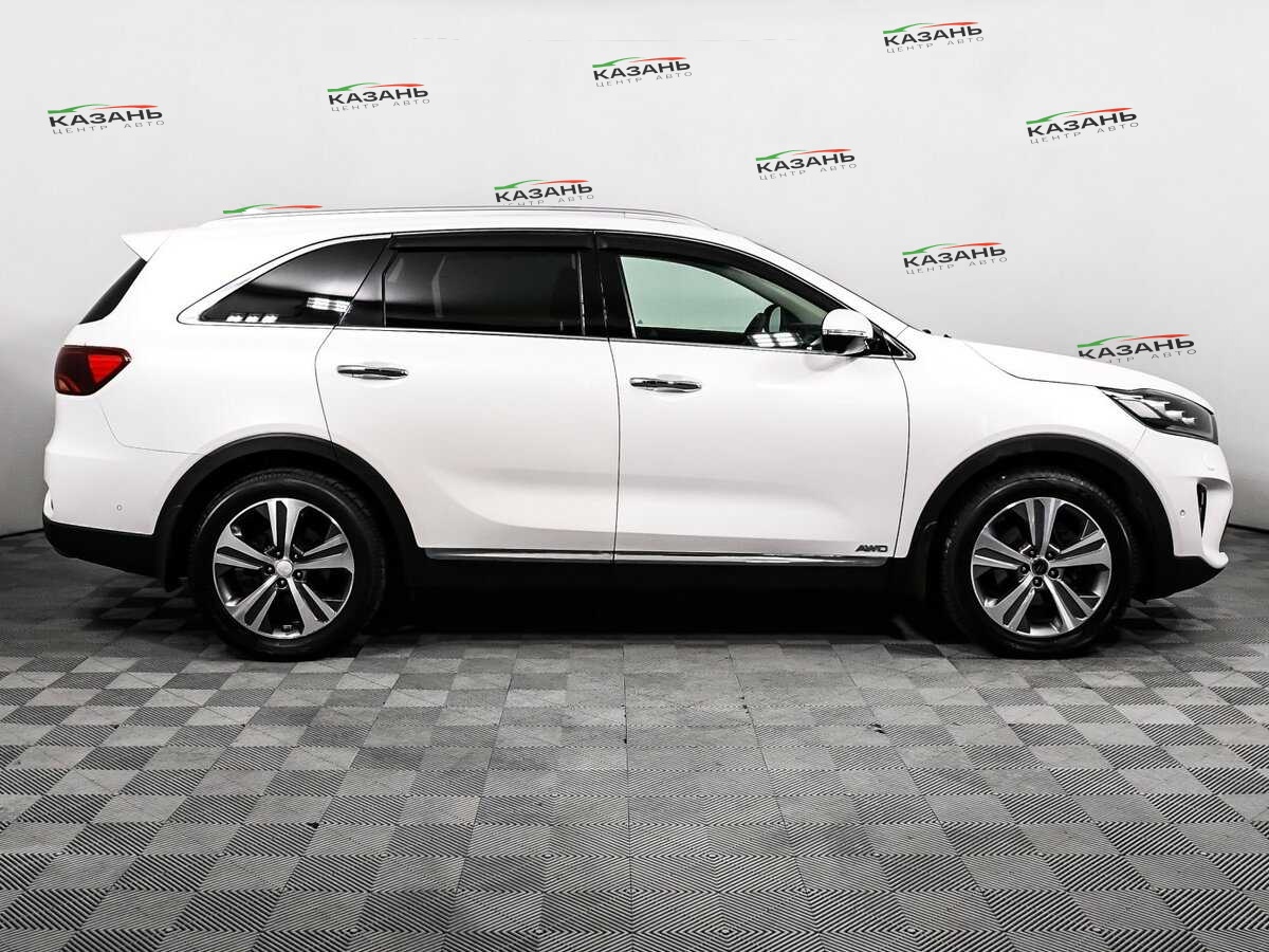 Купить Kia Sorento с пробегом. Фото: #3