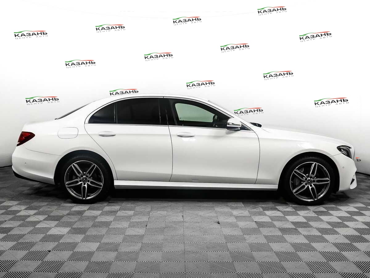 Купить Mercedes-Benz E-Класс с пробегом. Фото: #3