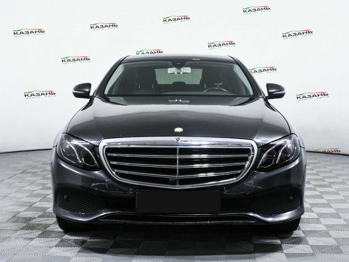 Купить Mercedes-Benz E-Класс с пробегом. Фото: #1