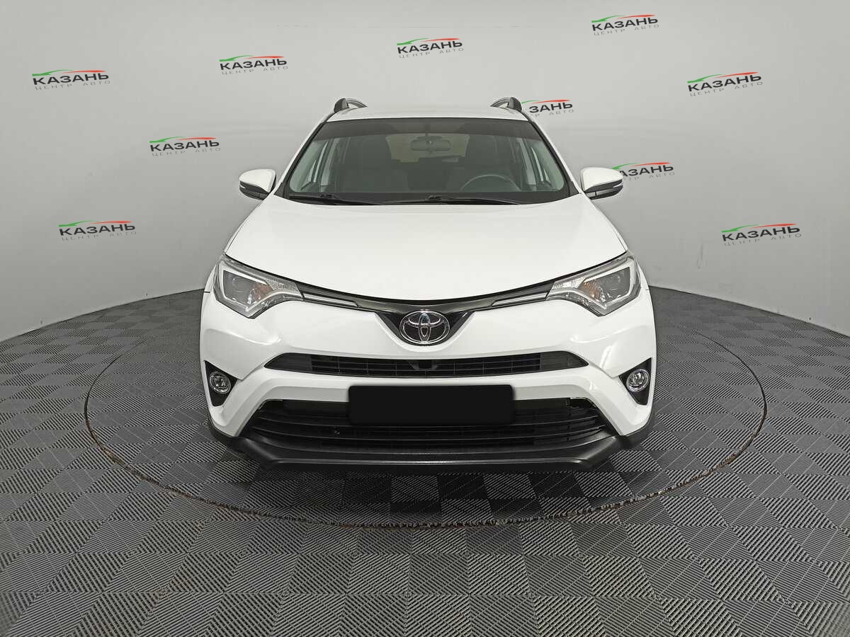 Купить Toyota RAV4 с пробегом. Фото: #1