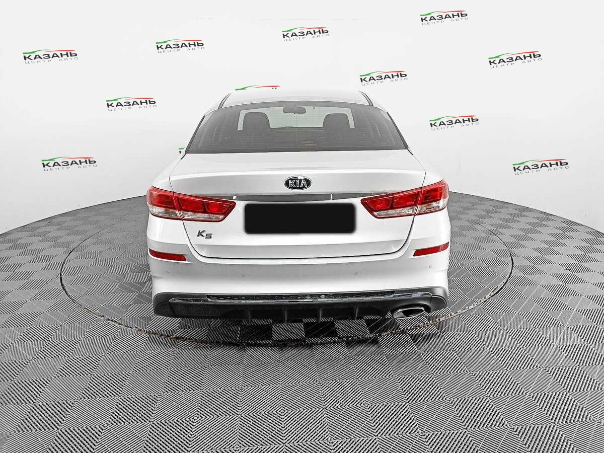 Купить Kia K5 с пробегом. Фото: #4