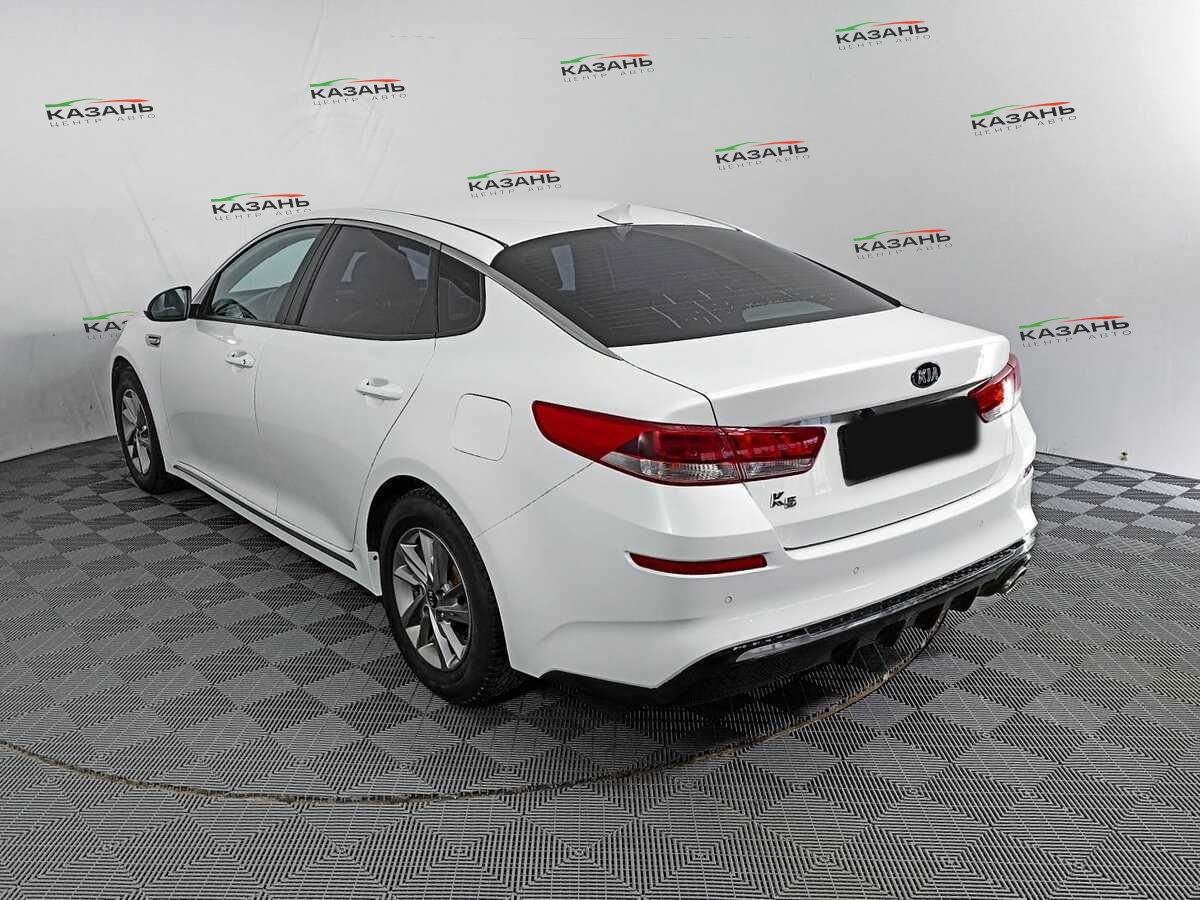 Купить Kia K5 с пробегом. Фото: #6