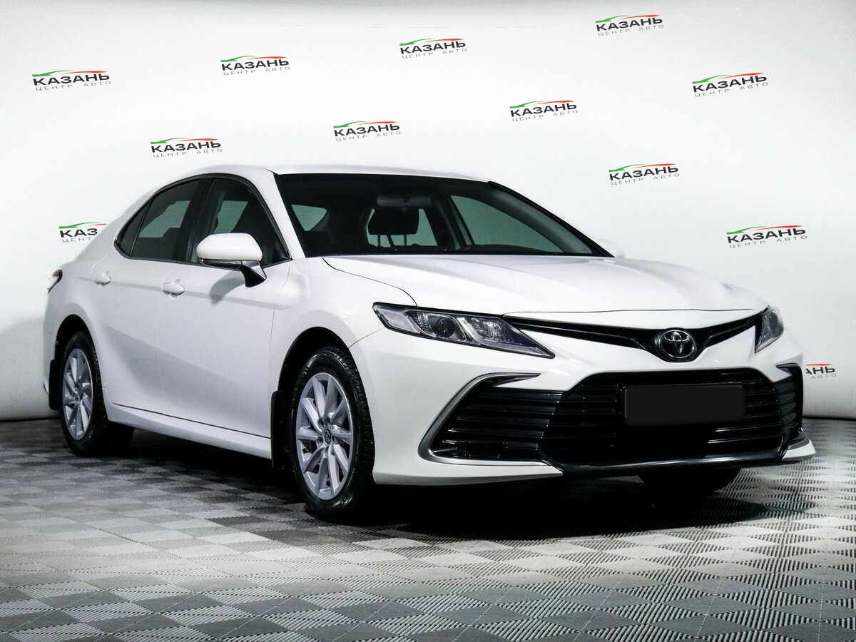Купить Toyota Camry с пробегом. Фото: #2