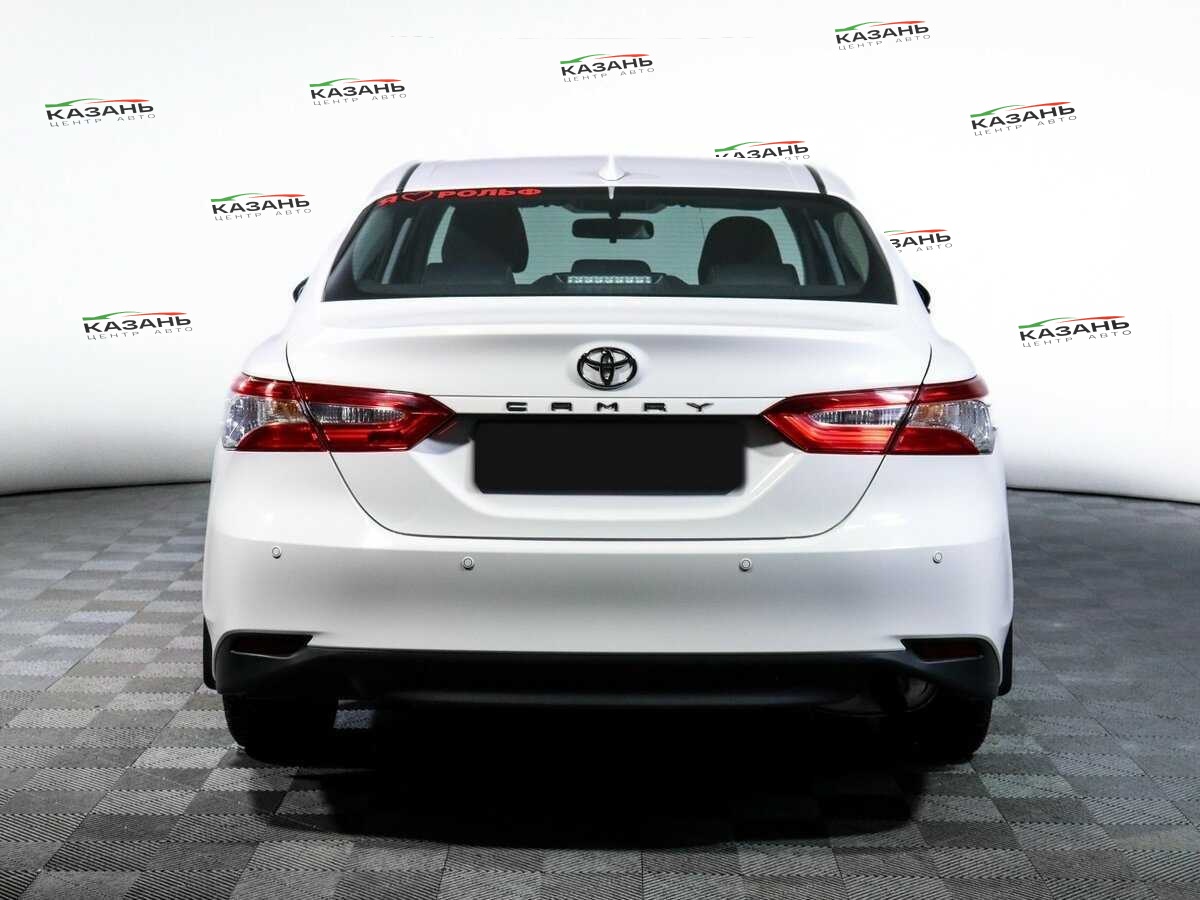 Купить Toyota Camry с пробегом. Фото: #5