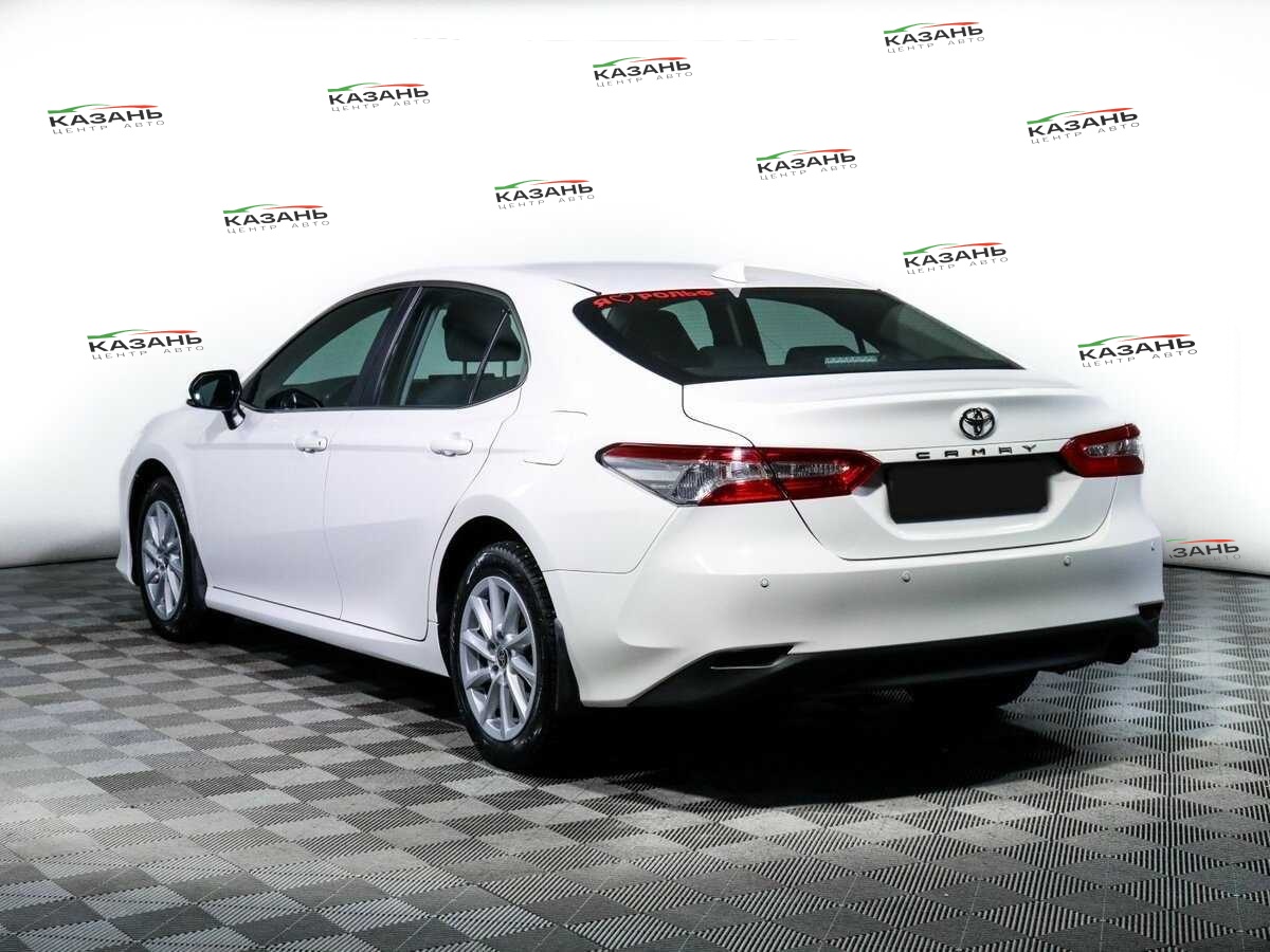 Купить Toyota Camry с пробегом. Фото: #6