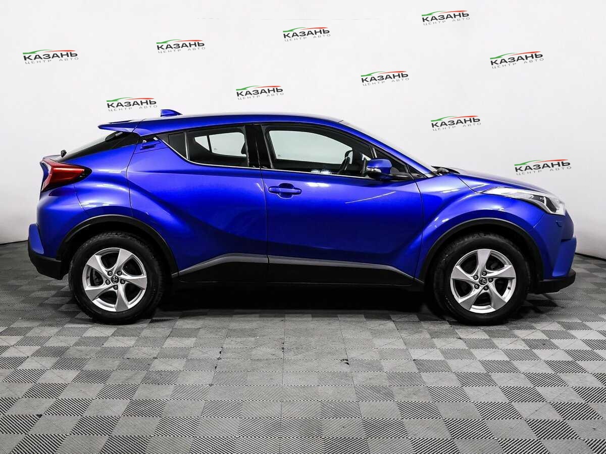 Купить Toyota C-HR с пробегом. Фото: #3