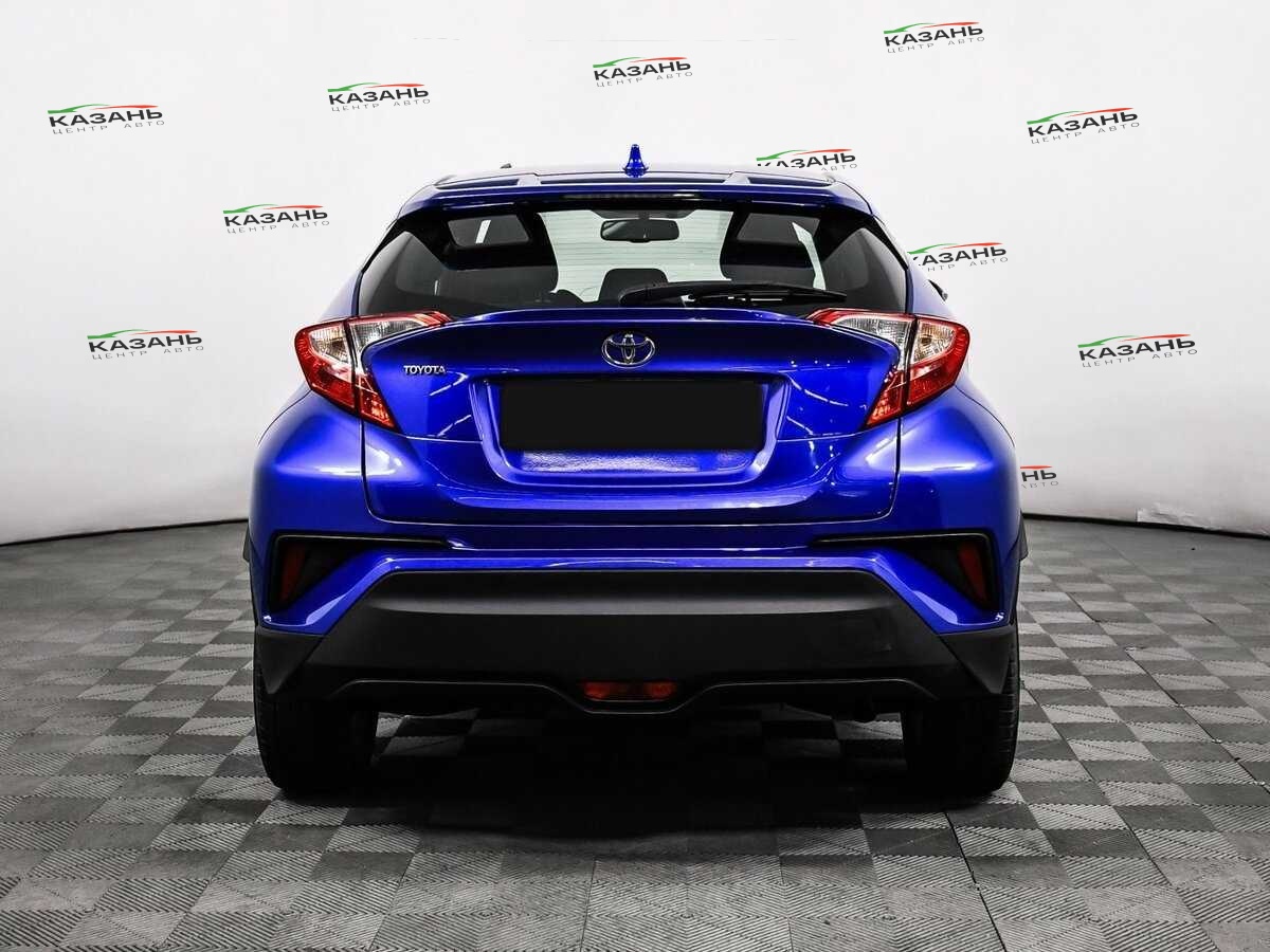 Купить Toyota C-HR с пробегом. Фото: #5