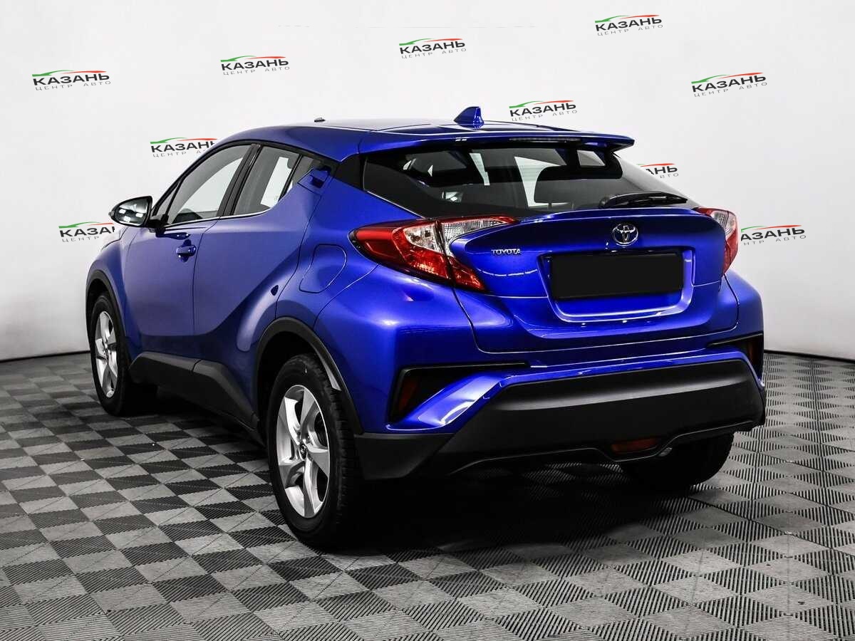 Купить Toyota C-HR с пробегом. Фото: #6