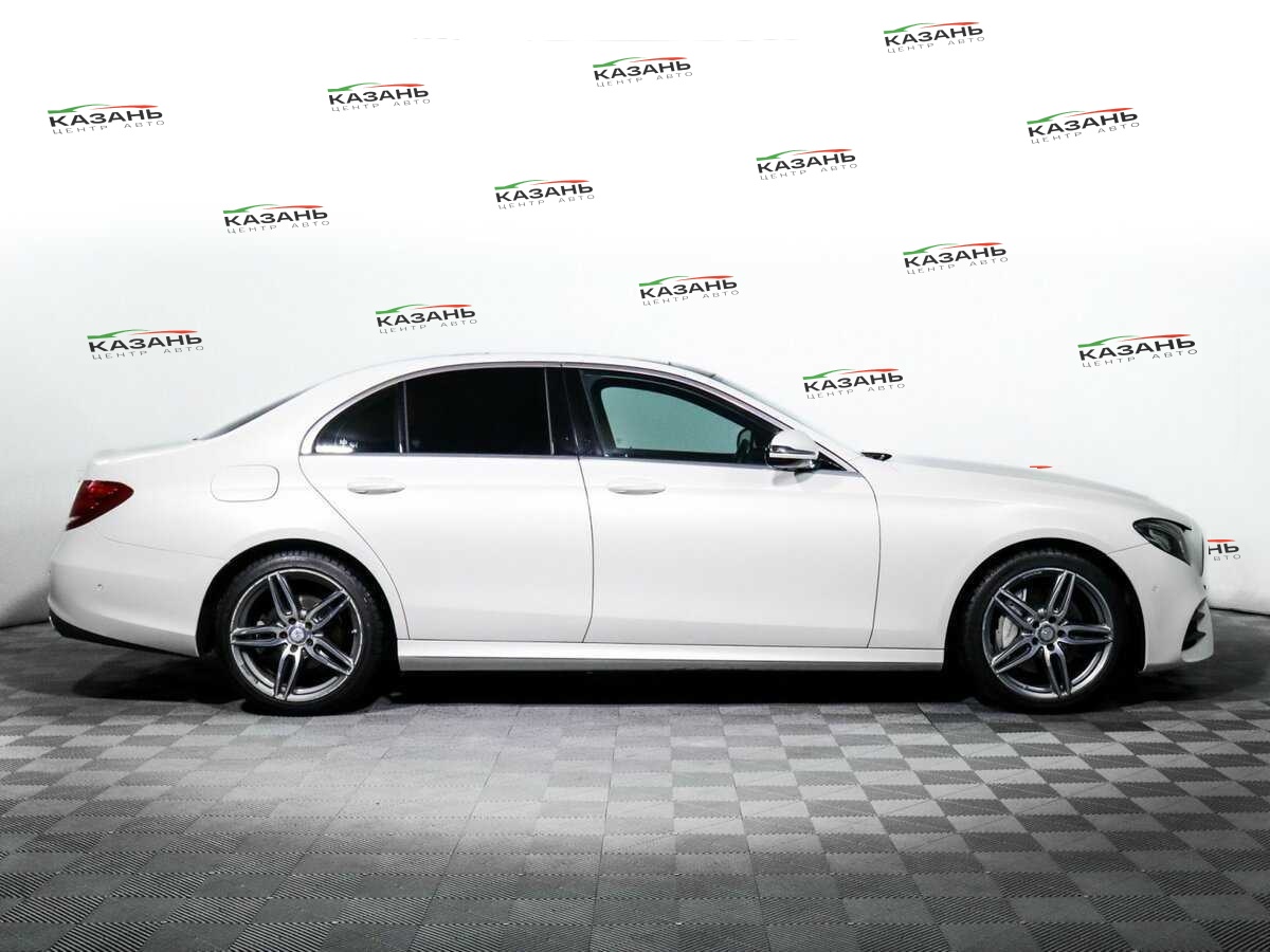 Купить Mercedes-Benz E-Класс с пробегом. Фото: #3