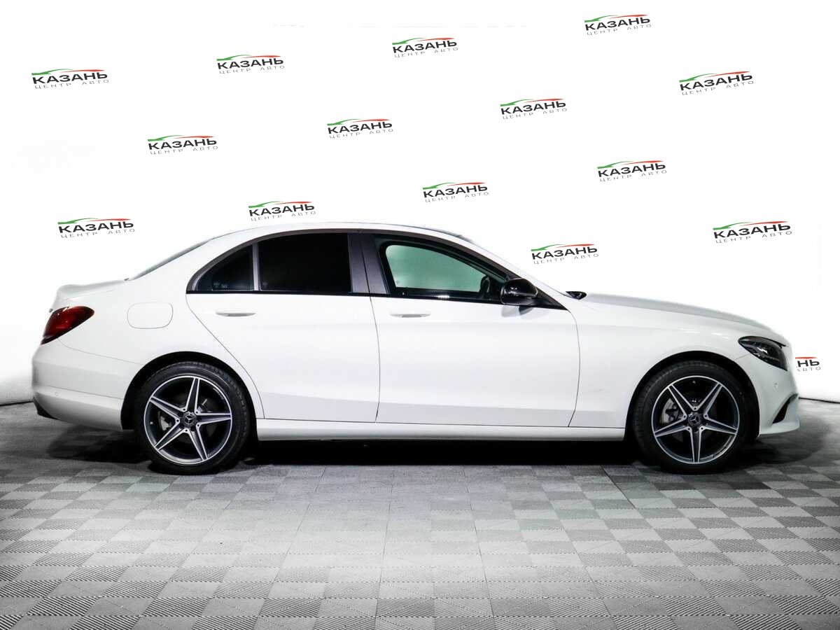 Купить Mercedes-Benz C-Класс с пробегом. Фото: #3
