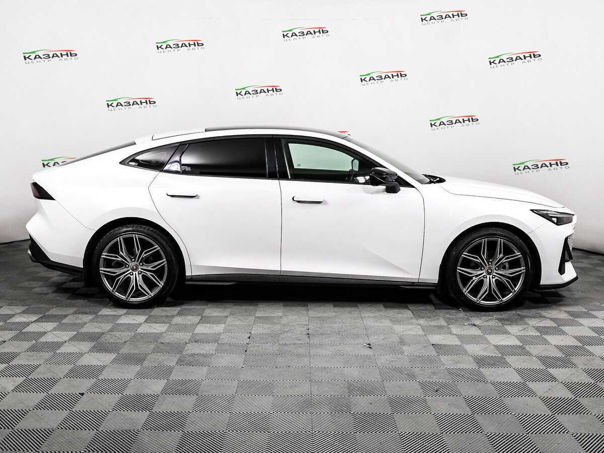 Купить Changan UNI-V с пробегом. Фото: #3