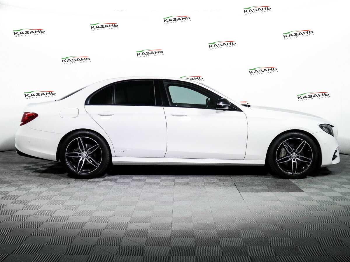 Купить Mercedes-Benz E-Класс с пробегом. Фото: #3