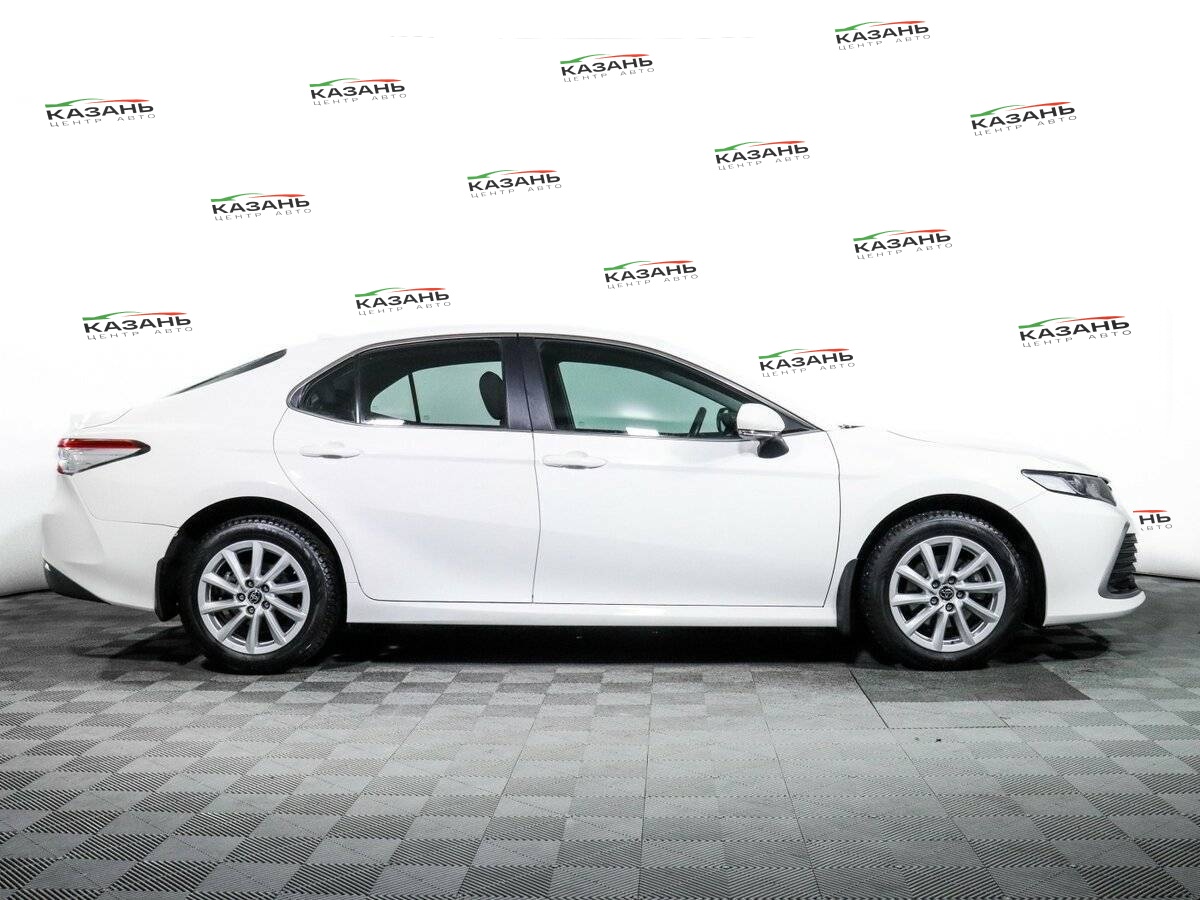 Купить Toyota Camry с пробегом. Фото: #3