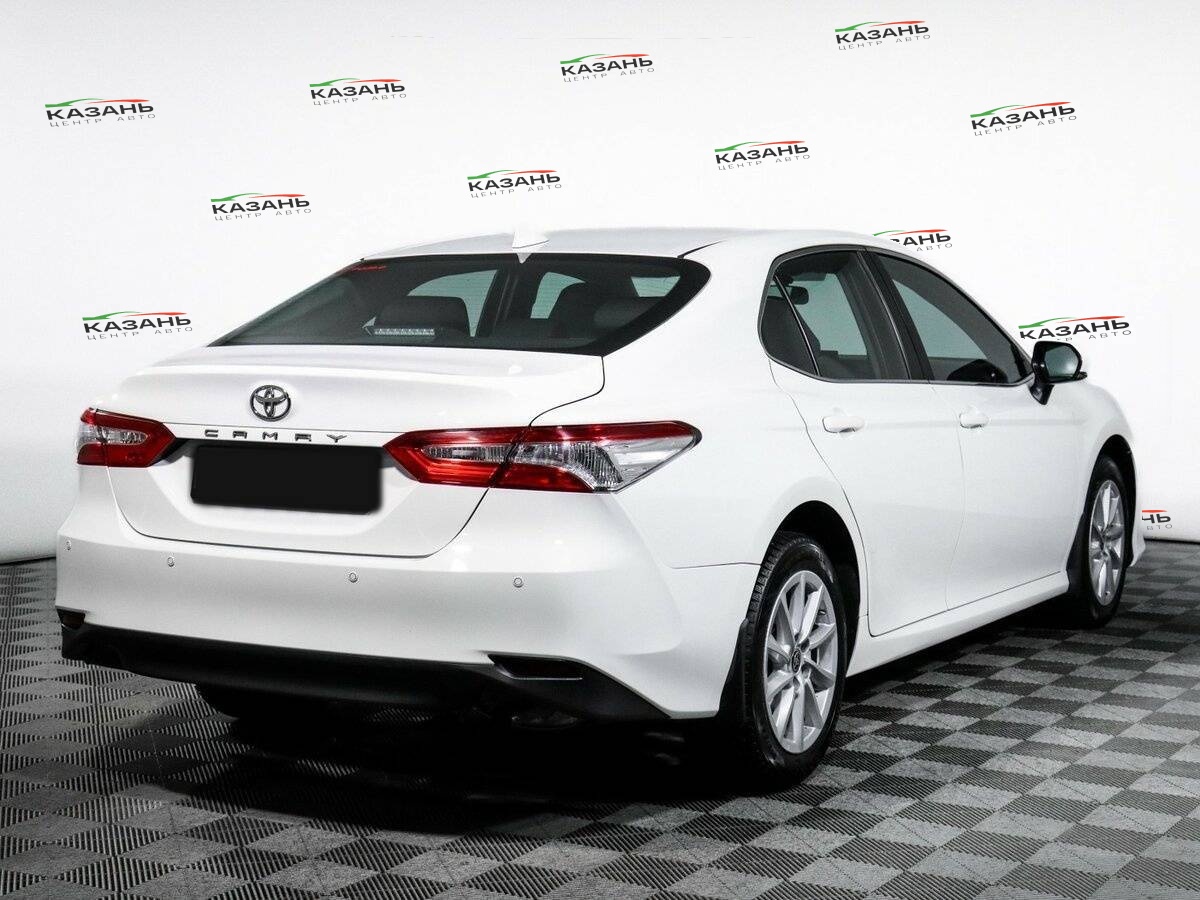 Купить Toyota Camry с пробегом. Фото: #4