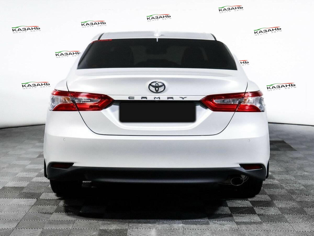 Купить Toyota Camry с пробегом. Фото: #5