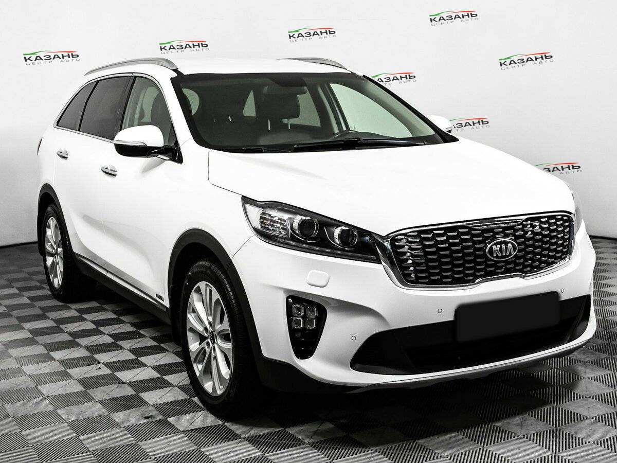 Купить Kia Sorento с пробегом. Фото: #2