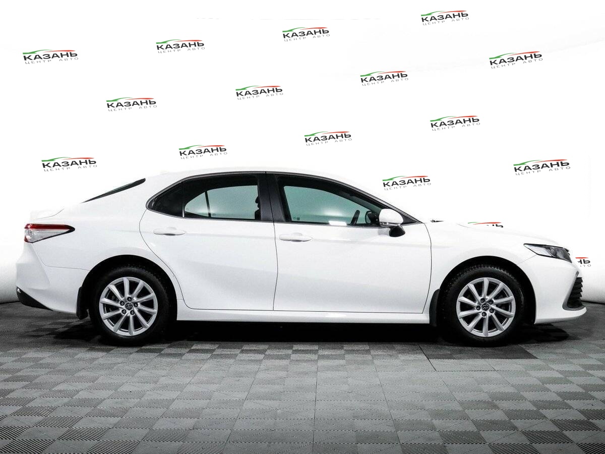 Купить Toyota Camry с пробегом. Фото: #3