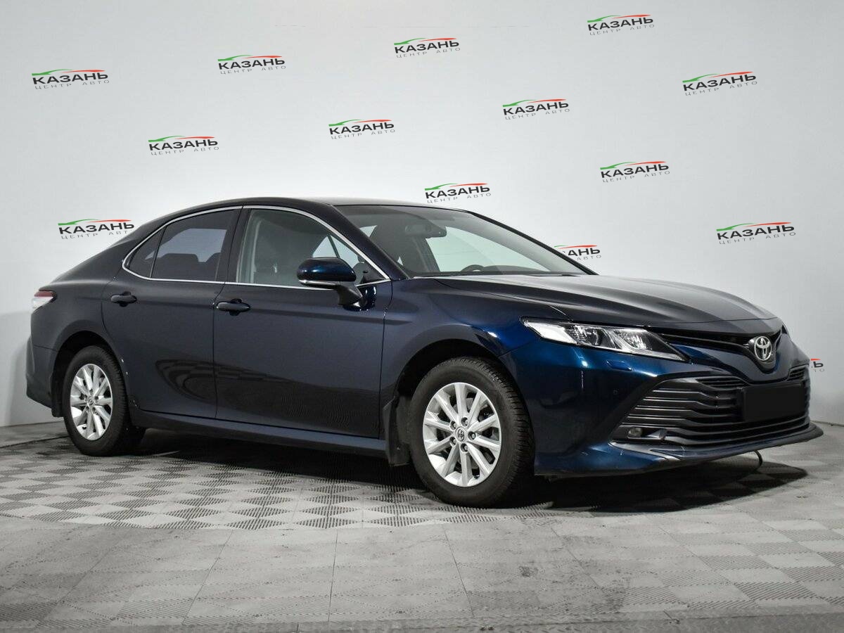 Купить Toyota Camry с пробегом. Фото: #2