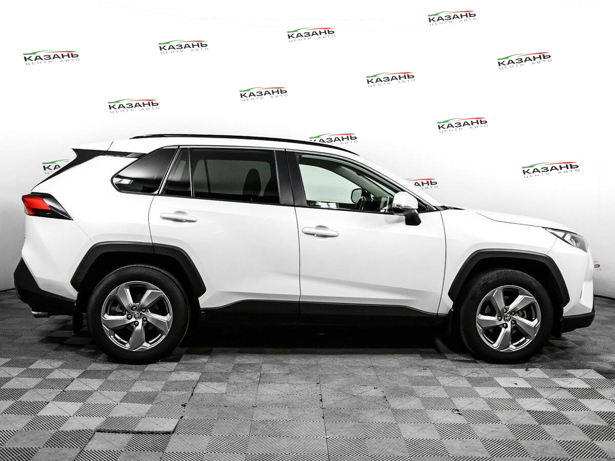 Купить Toyota RAV4 с пробегом. Фото: #3