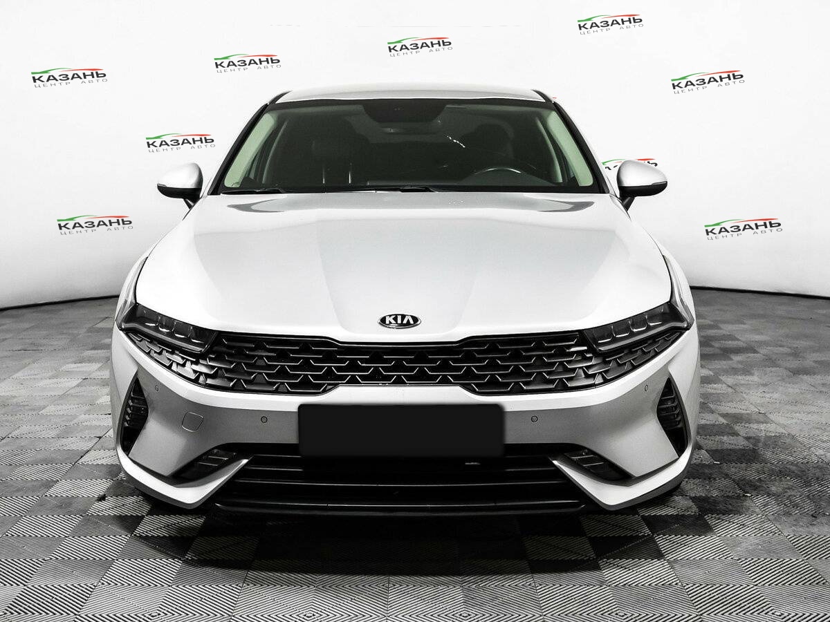 Купить Kia K5 с пробегом. Фото: #1