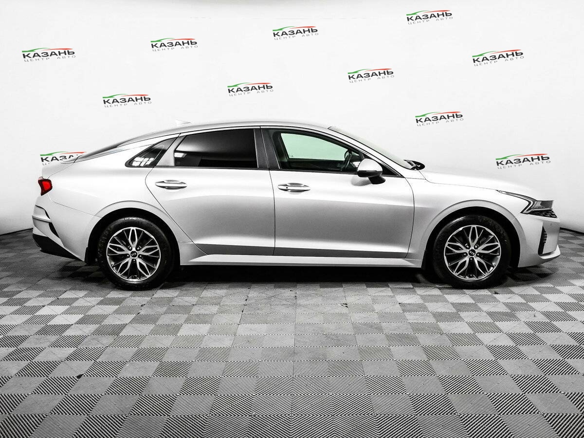 Купить Kia K5 с пробегом. Фото: #3