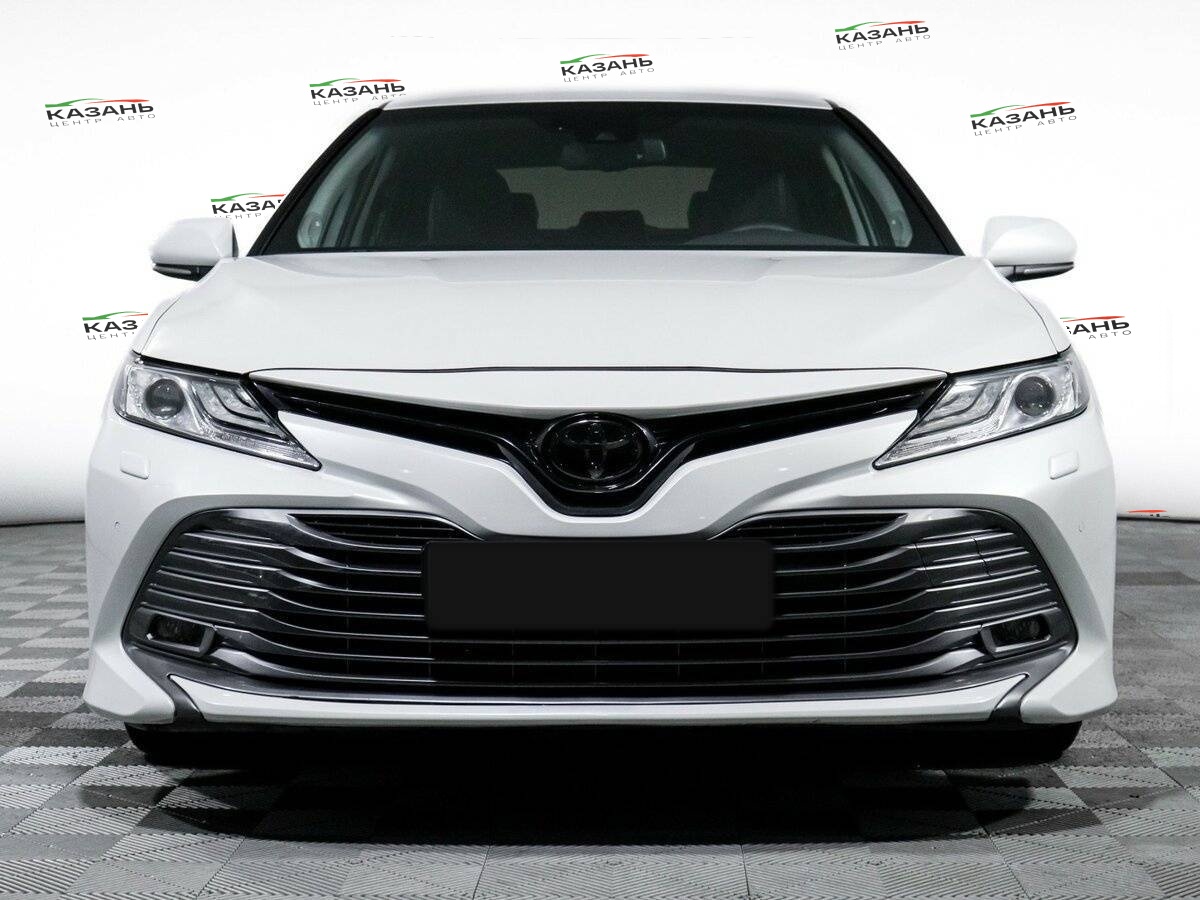 Купить Toyota Camry с пробегом. Фото: #1