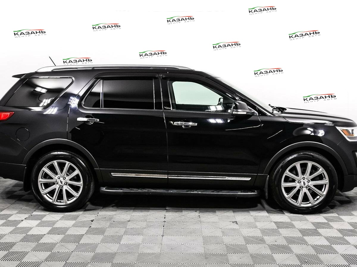 Купить Ford Explorer с пробегом. Фото: #3