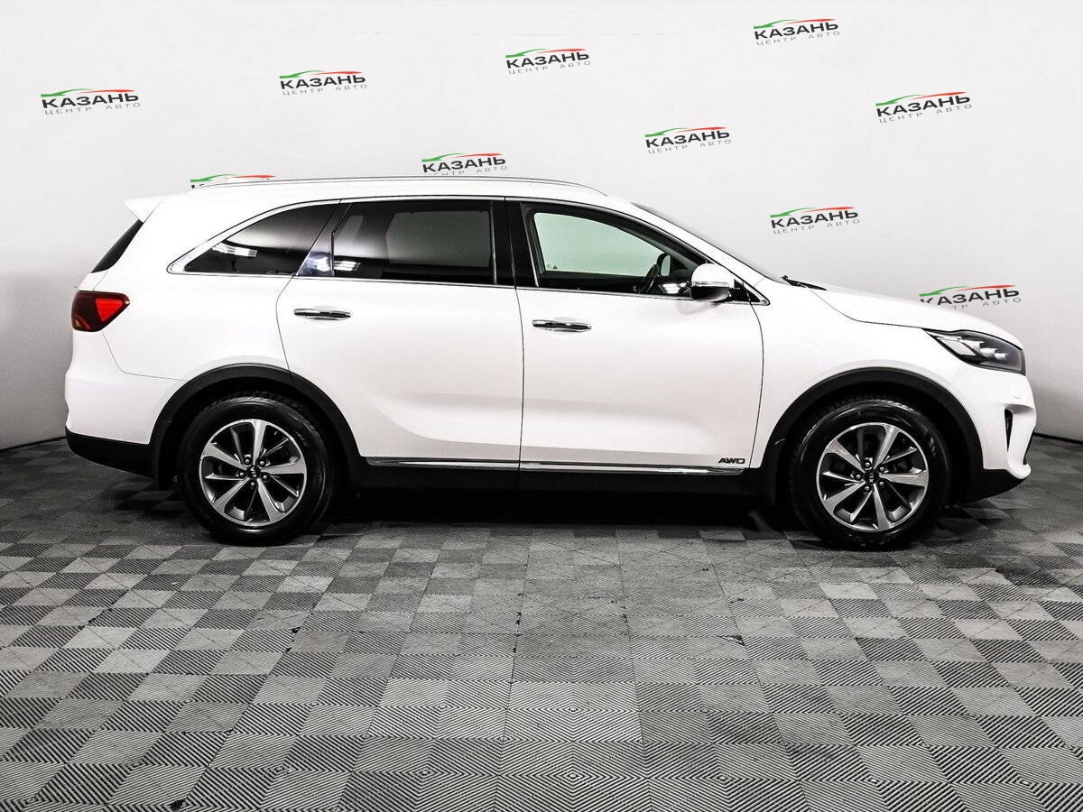 Купить Kia Sorento с пробегом. Фото: #3