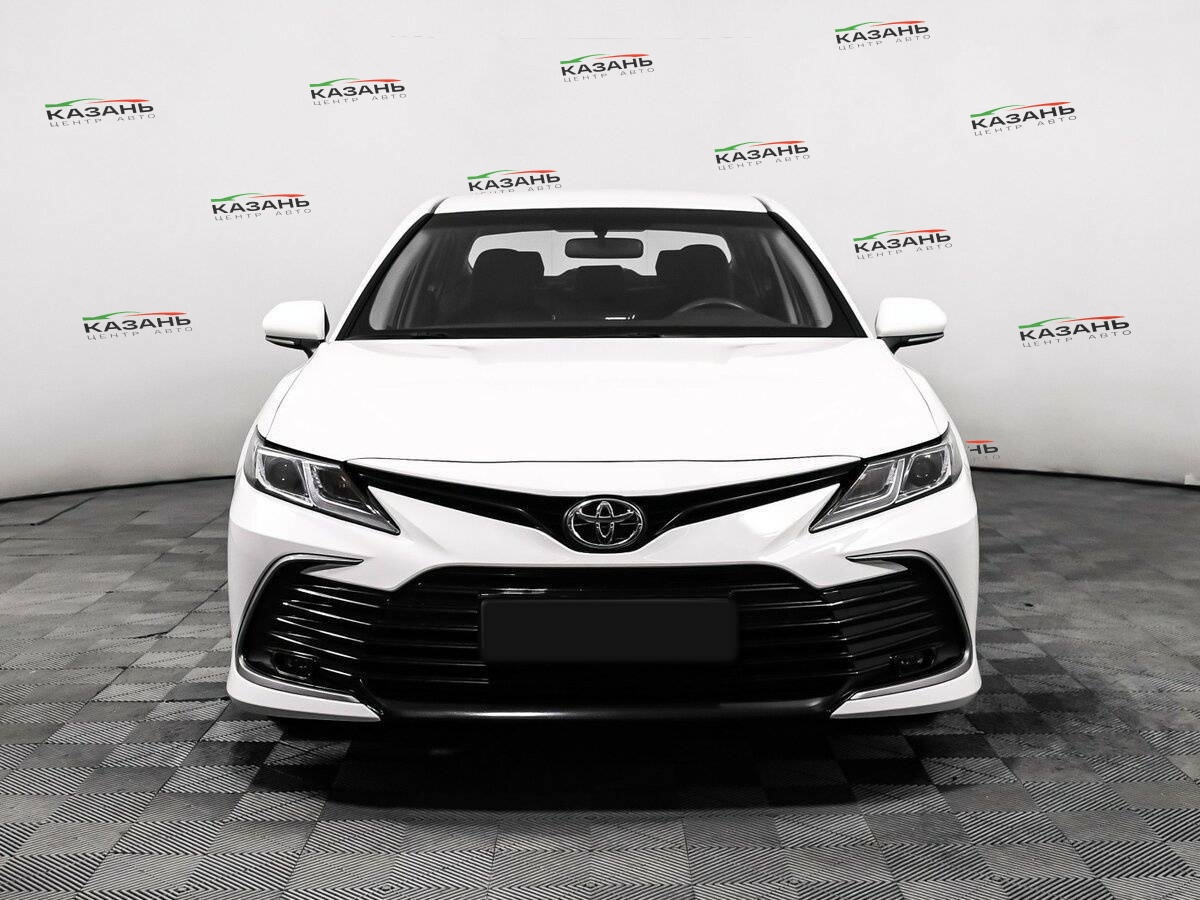 Купить Toyota Camry с пробегом. Фото: #1