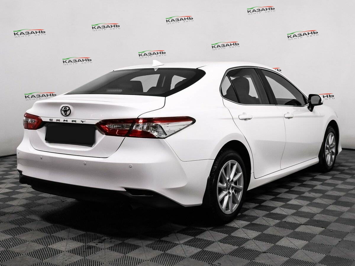 Купить Toyota Camry с пробегом. Фото: #4