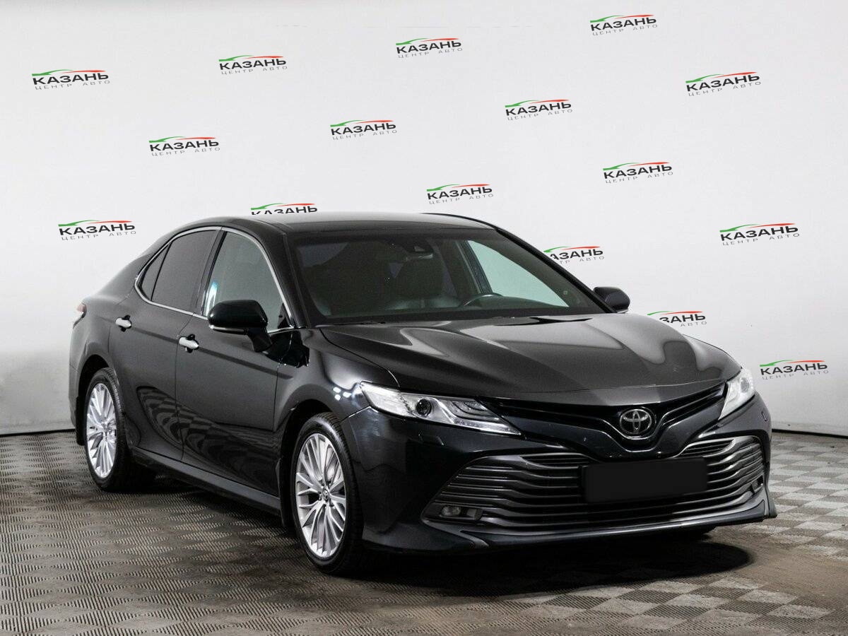 Купить Toyota Camry с пробегом. Фото: #2