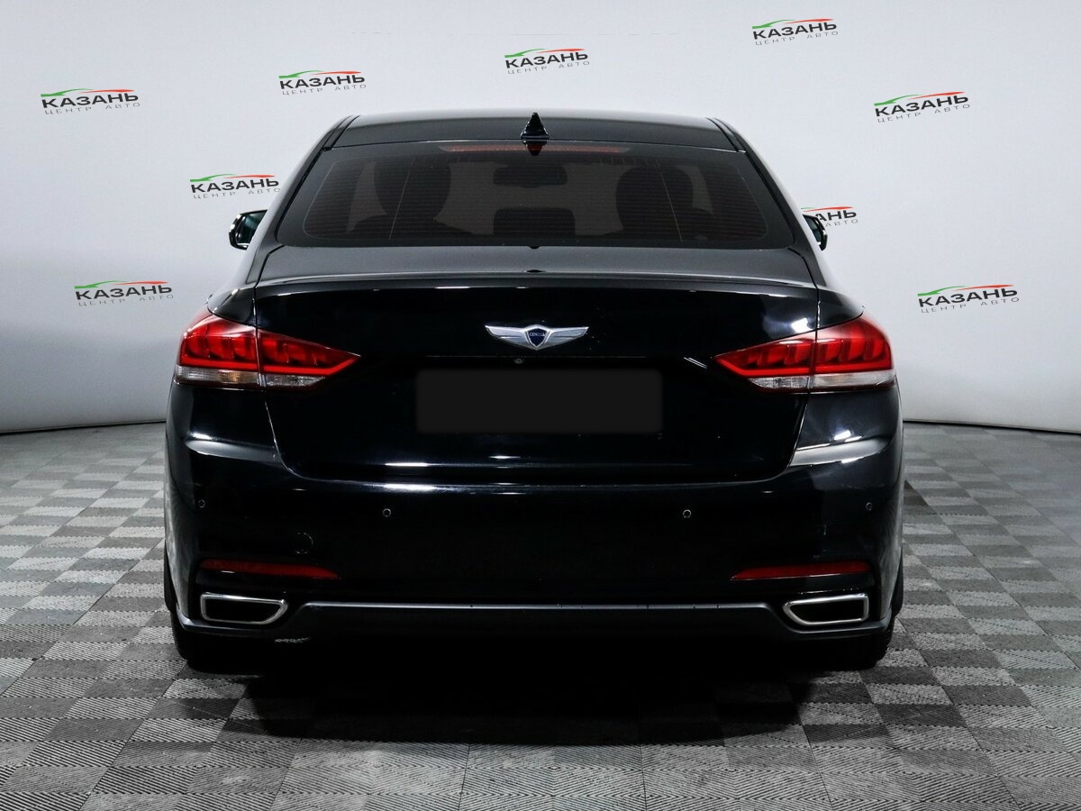 Купить Hyundai Genesis с пробегом. Фото: #4
