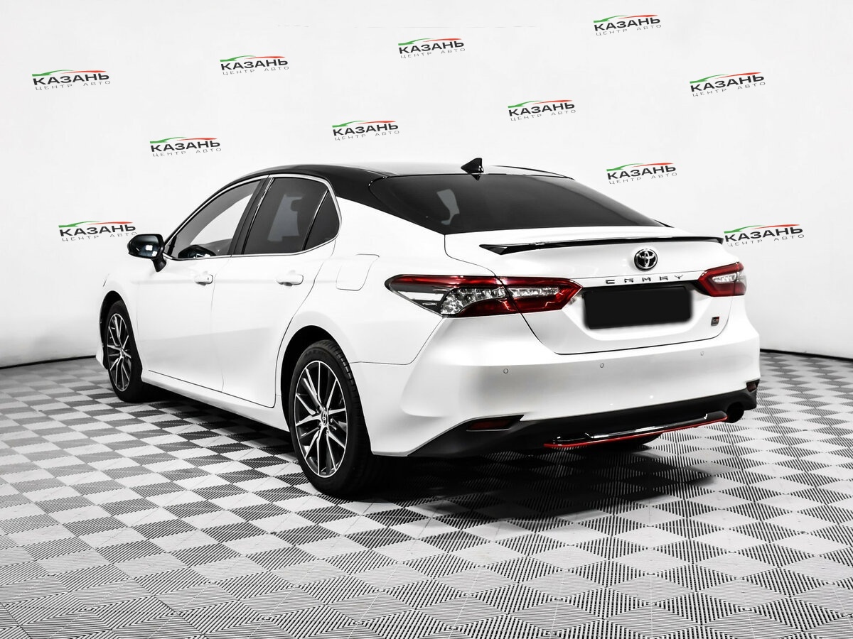 Купить Toyota Camry с пробегом. Фото: #5