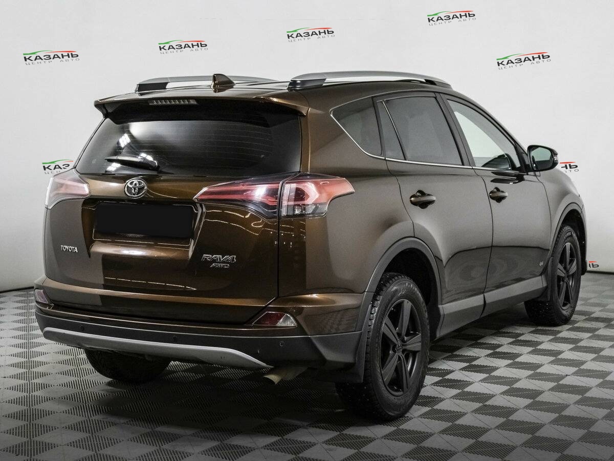 Купить Toyota RAV4 с пробегом. Фото: #3