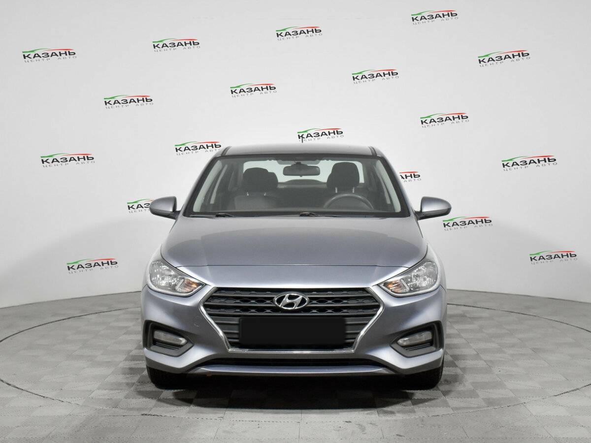 Купить Hyundai Solaris с пробегом. Фото: #1