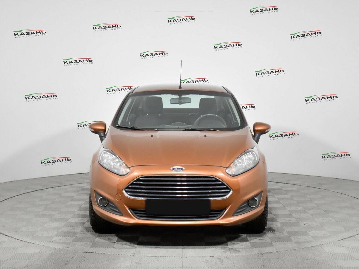 Купить Ford Fiesta с пробегом. Фото: #1