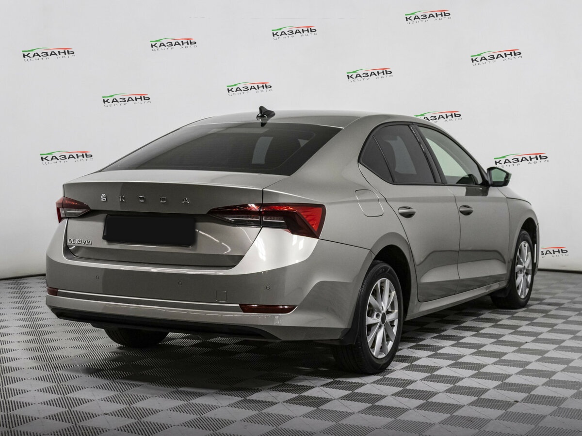 Купить Skoda Octavia с пробегом. Фото: #3