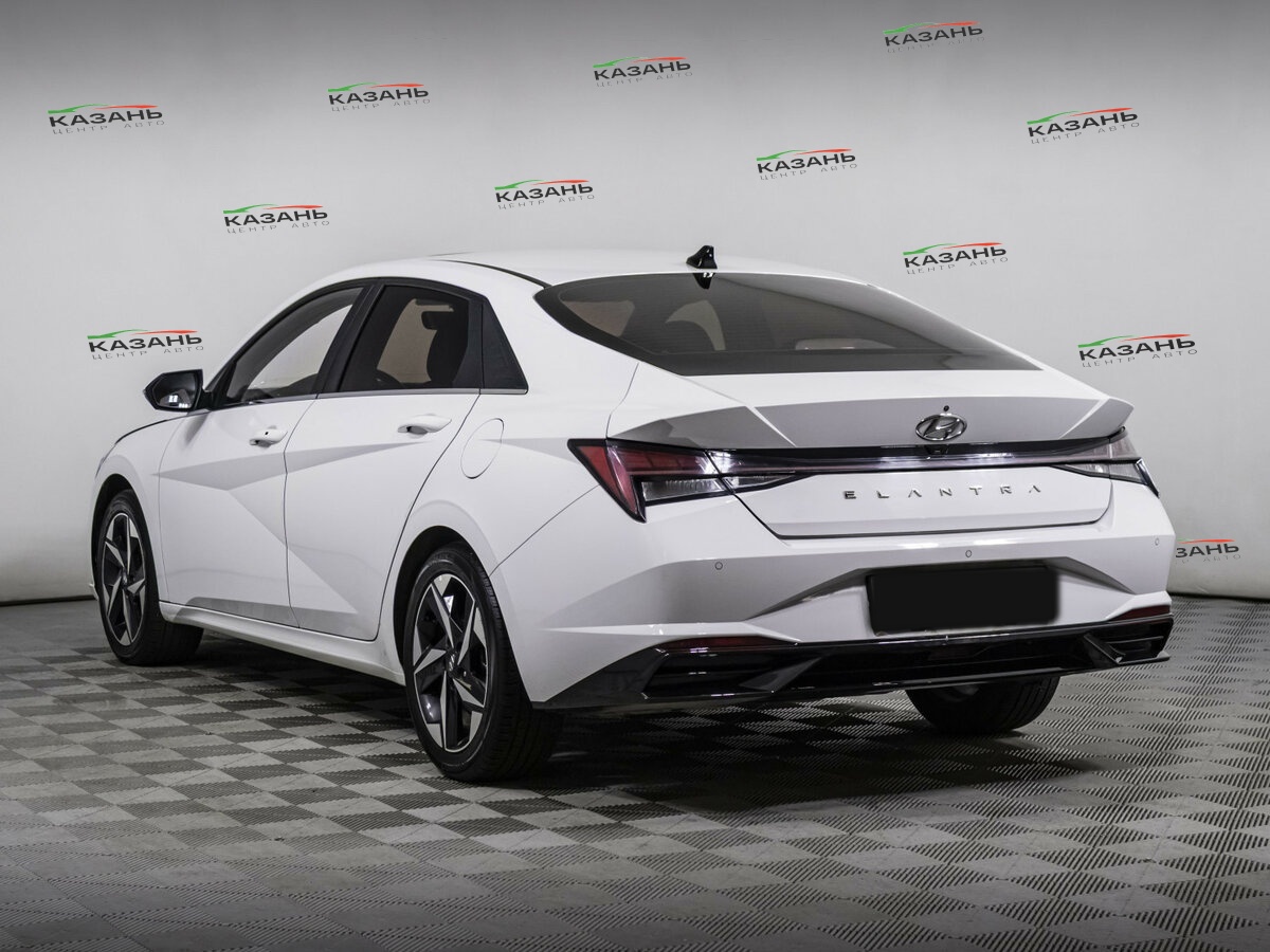 Купить Hyundai Elantra с пробегом. Фото: #5